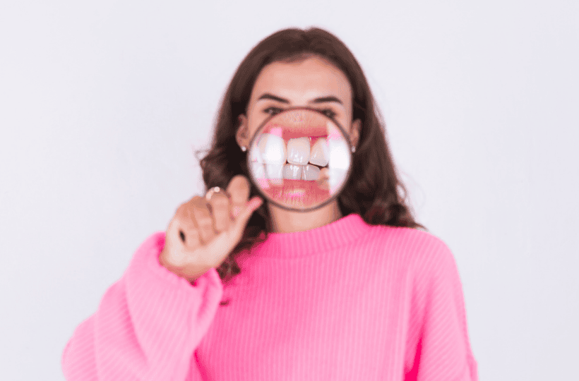 Placa Bacteriana: o que é e como a pode eliminar