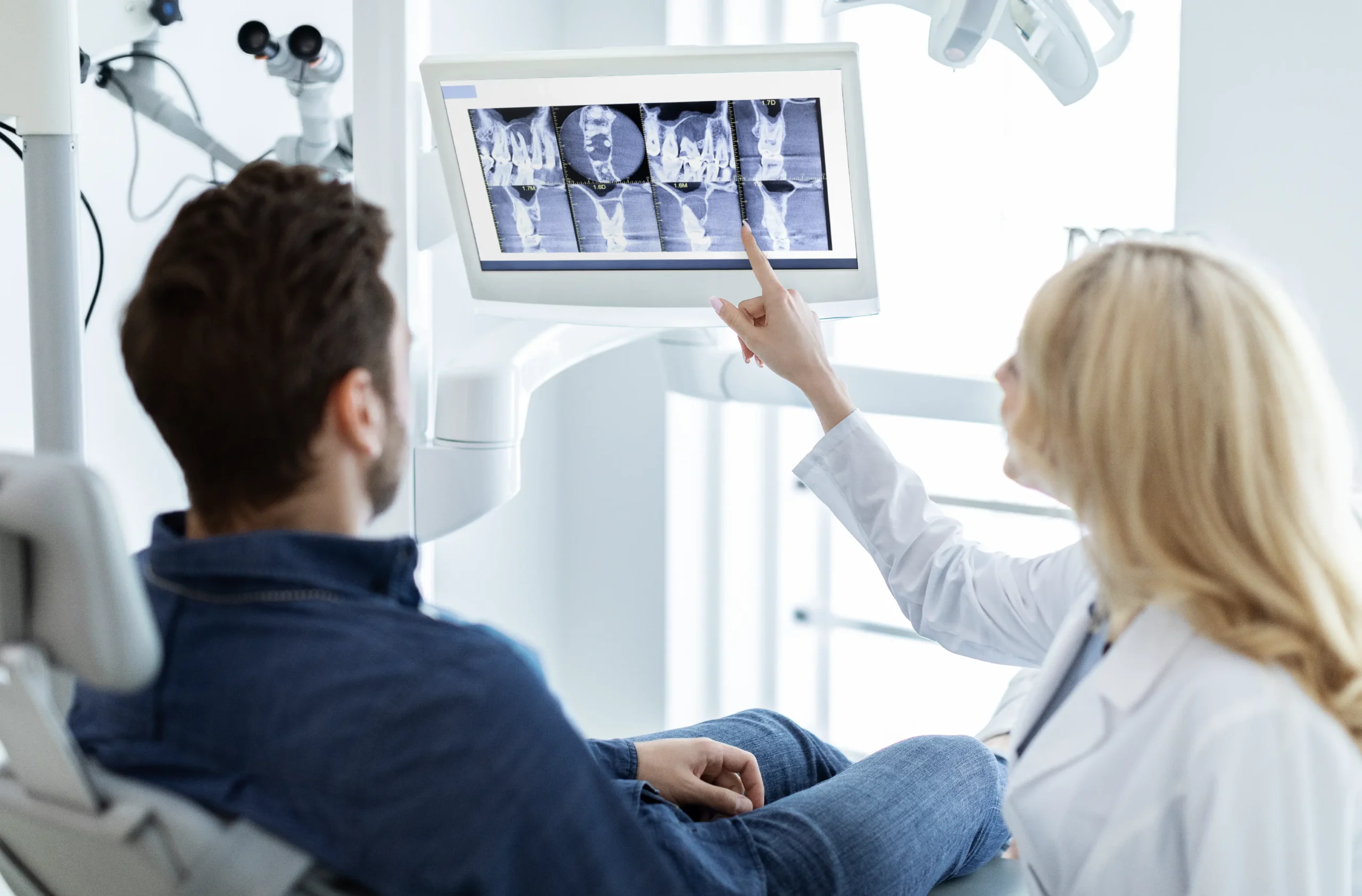 implante dentário